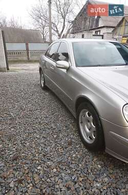 Седан Mercedes-Benz E-Class 2005 в Житомире