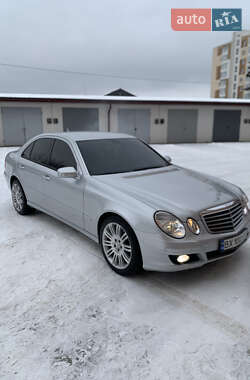 Седан Mercedes-Benz E-Class 2007 в Красилові