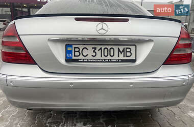 Седан Mercedes-Benz E-Class 2004 в Львове