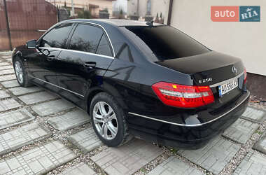 Седан Mercedes-Benz E-Class 2010 в Ужгороде