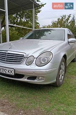 Седан Mercedes-Benz E-Class 2003 в 