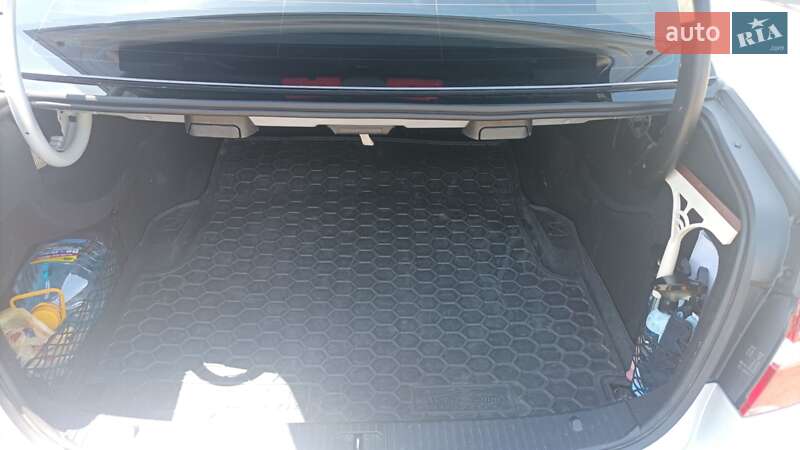 Седан Mercedes-Benz E-Class 2010 в Одесі