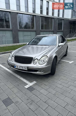 Седан Mercedes-Benz E-Class 2004 в 