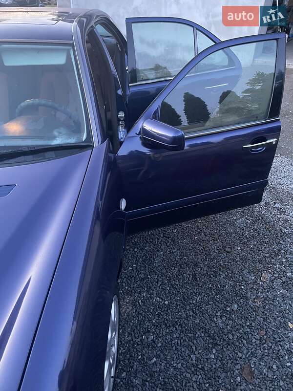 Седан Mercedes-Benz E-Class 1998 в Ровно