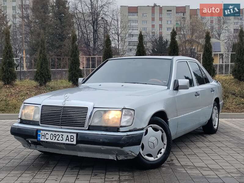 Седан Mercedes-Benz E-Class 1985 в Дрогобичі