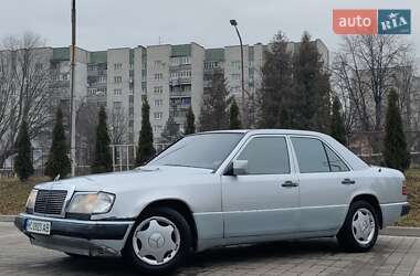 Седан Mercedes-Benz E-Class 1985 в Дрогобичі