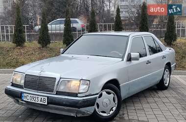 Седан Mercedes-Benz E-Class 1985 в Дрогобичі