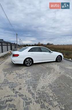Седан Mercedes-Benz E-Class 2015 в 