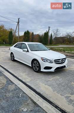 Седан Mercedes-Benz E-Class 2015 в 