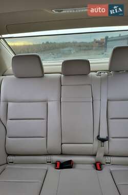 Седан Mercedes-Benz E-Class 2015 в 