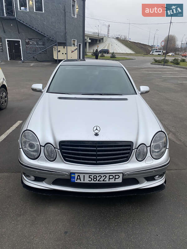 Седан Mercedes-Benz E-Class 2002 в Броварах