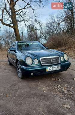 Седан Mercedes-Benz E-Class 1996 в 