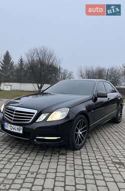 Mercedes-Benz E-Class 2011 Mercedes-Benz E-Class 2011