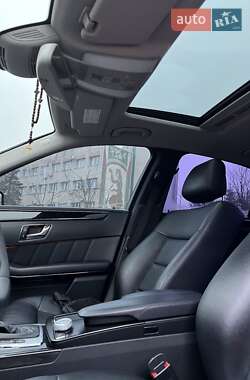 Седан Mercedes-Benz E-Class 2011 в 