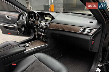 Седан Mercedes-Benz E-Class 2013 в Киеве