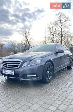 Mercedes-Benz E-Class 2010