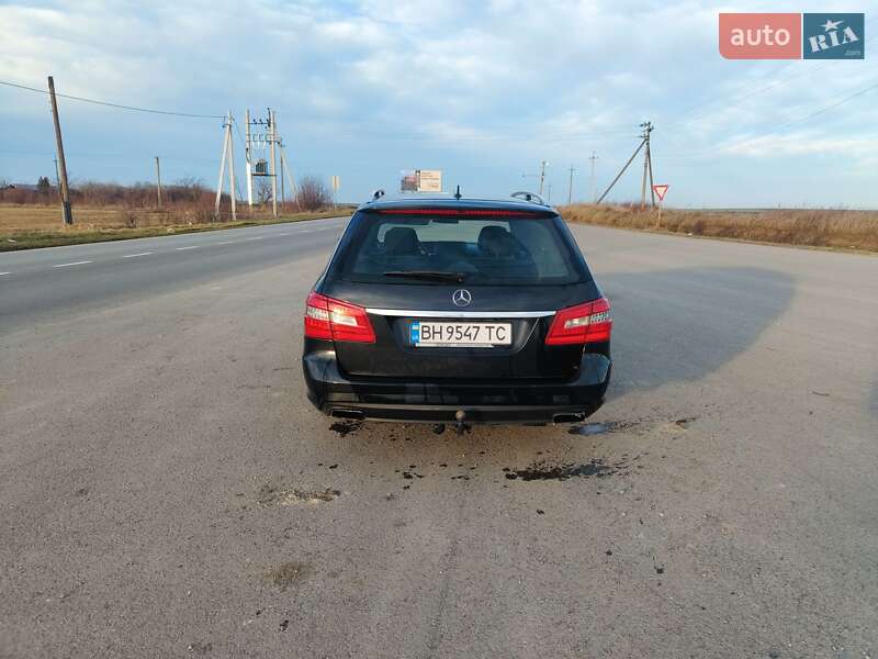 Универсал Mercedes-Benz E-Class 2010 в Городенке