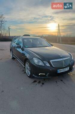 Mercedes-Benz E-Class 2010 Mercedes-Benz E-Class 2010