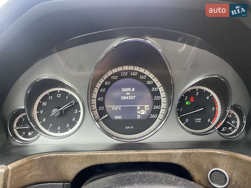 Универсал Mercedes-Benz E-Class 2010 в Городенке