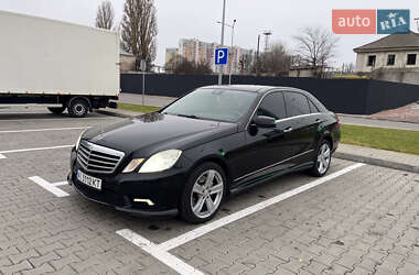 Седан Mercedes-Benz E-Class 2009 в Києві