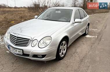 Седан Mercedes-Benz E-Class 2008 в Киеве