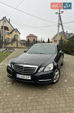 Седан Mercedes-Benz E-Class 2010 в Черновцах