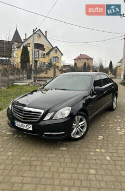 Седан Mercedes-Benz E-Class 2010 в Черновцах