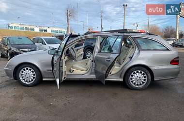 Универсал Mercedes-Benz E-Class 2004 в 