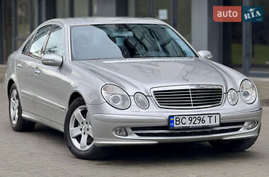 Седан Mercedes-Benz E-Class 2004 в Новояворівську