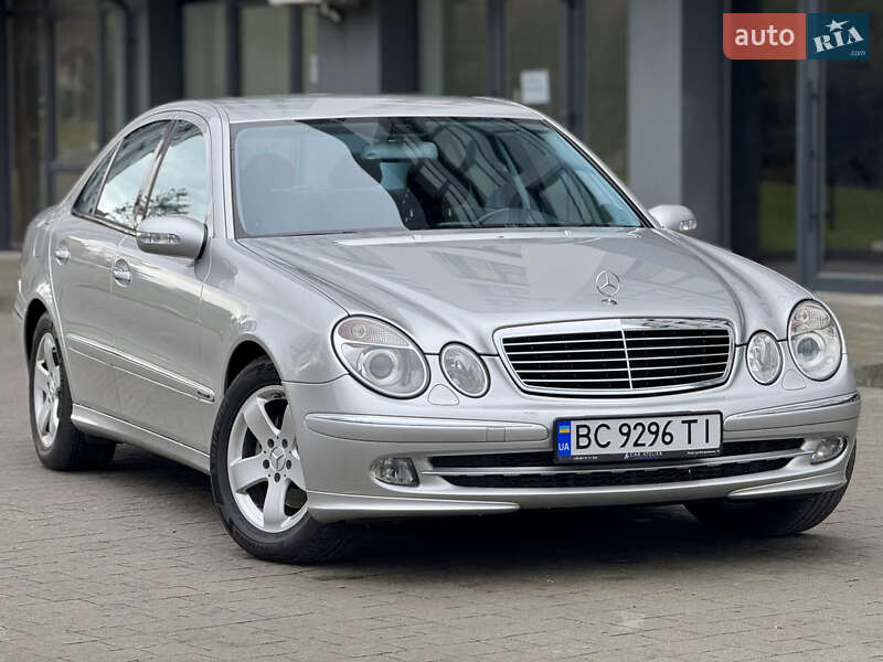 Седан Mercedes-Benz E-Class 2004 в Новояворовске