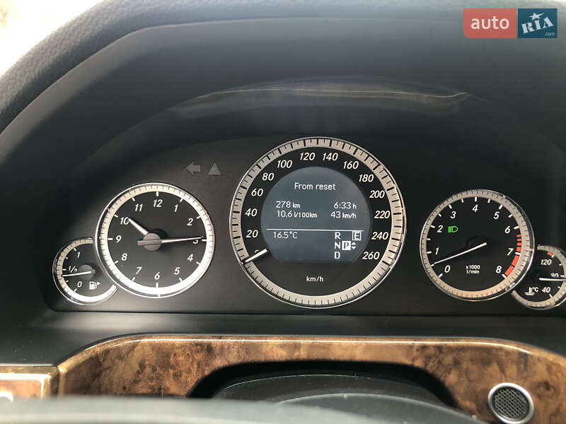 Седан Mercedes-Benz E-Class 2010 в Трускавці