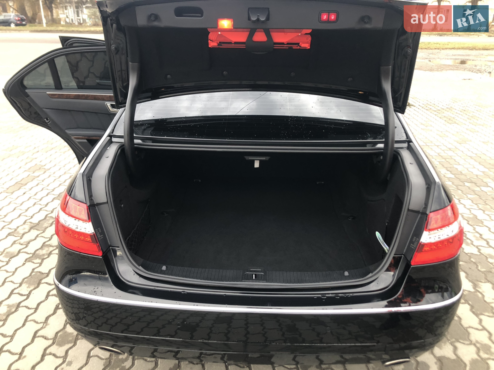 2010 Mercedes-Benz E-klasse - мініатюра 11