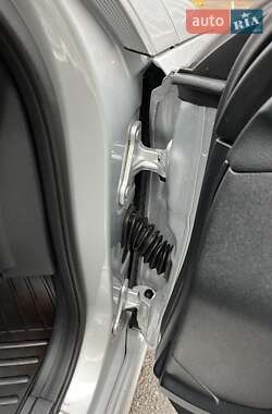Седан Mercedes-Benz E-Class 2013 в 