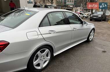 Седан Mercedes-Benz E-Class 2013 в 
