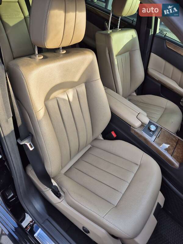 Седан Mercedes-Benz E-Class 2011 в Києві