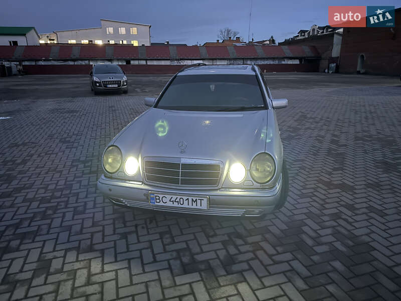 Универсал Mercedes-Benz E-Class 1997 в 