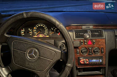 Универсал Mercedes-Benz E-Class 1997 в 