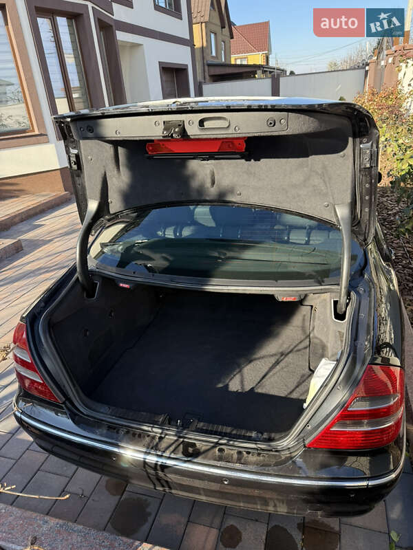 Седан Mercedes-Benz E-Class 2004 в Миколаєві