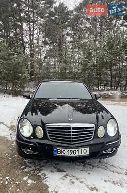 Седан Mercedes-Benz E-Class 2007 в Вараші