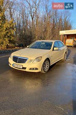 Mercedes-Benz E-Class 2010