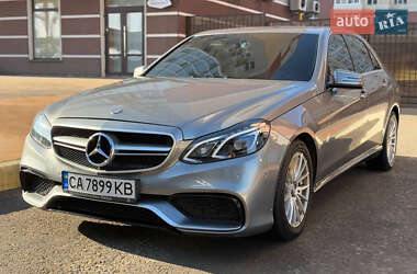 Седан Mercedes-Benz E-Class 2013 в Умані