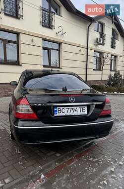 Седан Mercedes-Benz E-Class 2006 в Золочеві