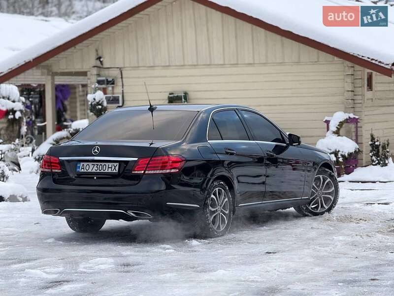 Седан Mercedes-Benz E-Class 2014 в Межгорье