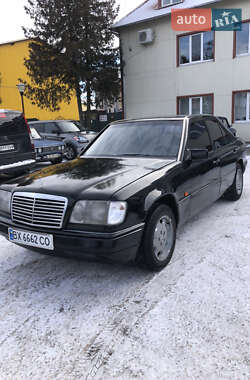 Седан Mercedes-Benz E-Class 1995 в Красилові