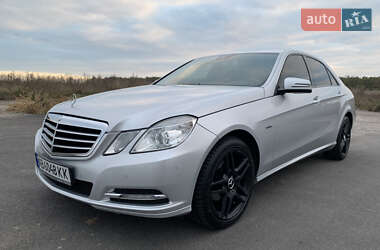 Седан Mercedes-Benz E-Class 2012 в Виннице