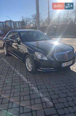 Седан Mercedes-Benz E-Class 2012 в Чернівцях