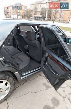 Седан Mercedes-Benz E-Class 1995 в 