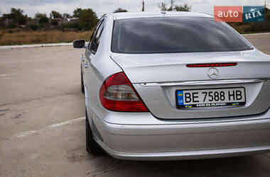 Седан Mercedes-Benz E-Class 2007 в Миколаєві