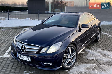 Купе Mercedes-Benz E-Class 2010 в Львові