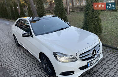 Седан Mercedes-Benz E-Class 2013 в Бориславе